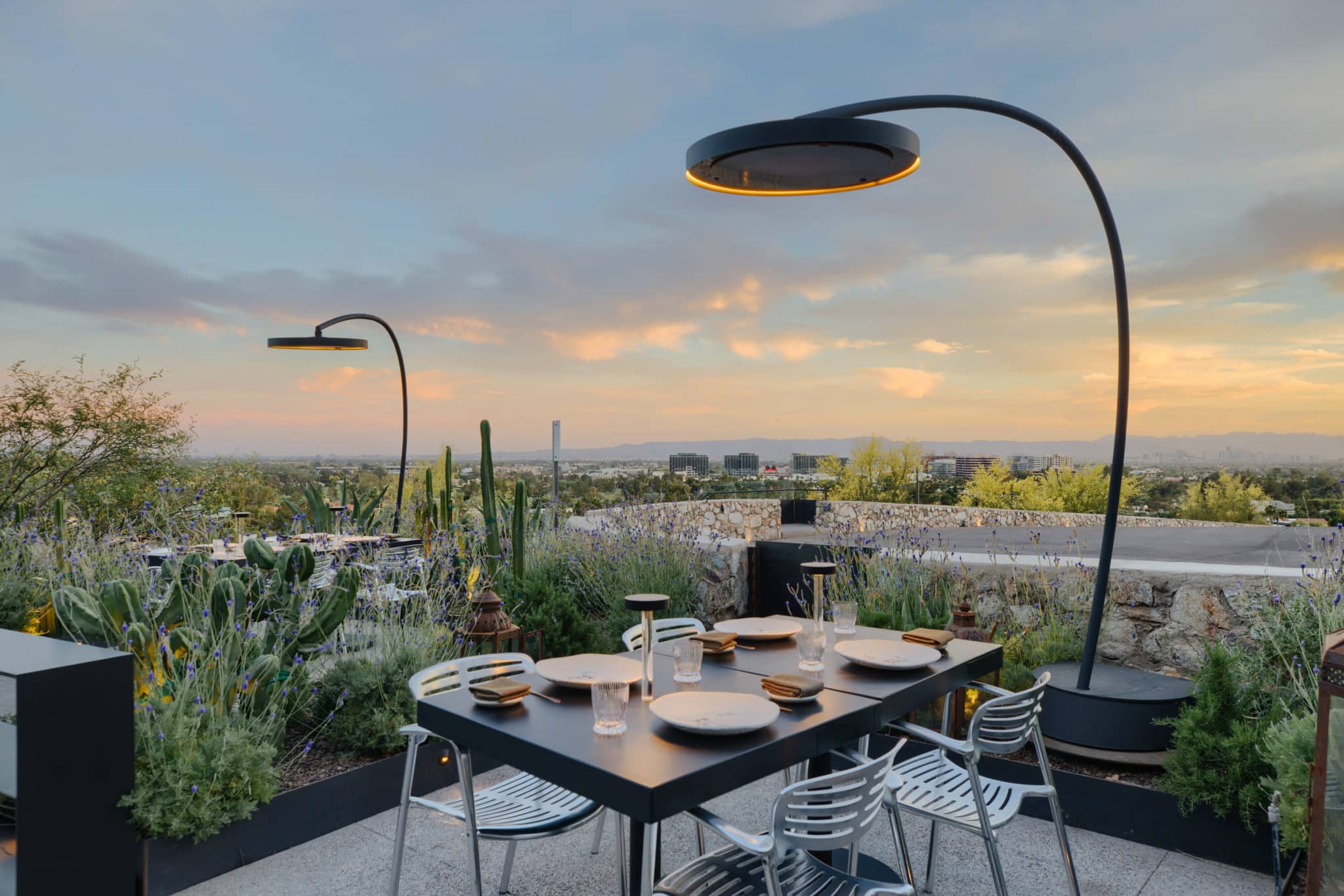 Bromic Natural Gas Patio Heaters vs. Propane: Which One is Right for You?